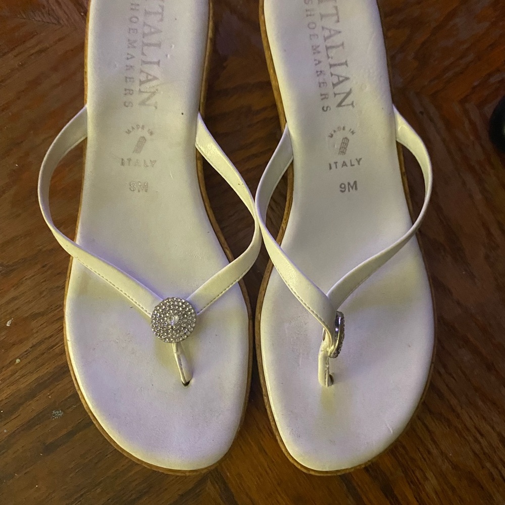 Italian shoemakers White Italian Strappy Sandals women size 9 - Picture 3 of 7